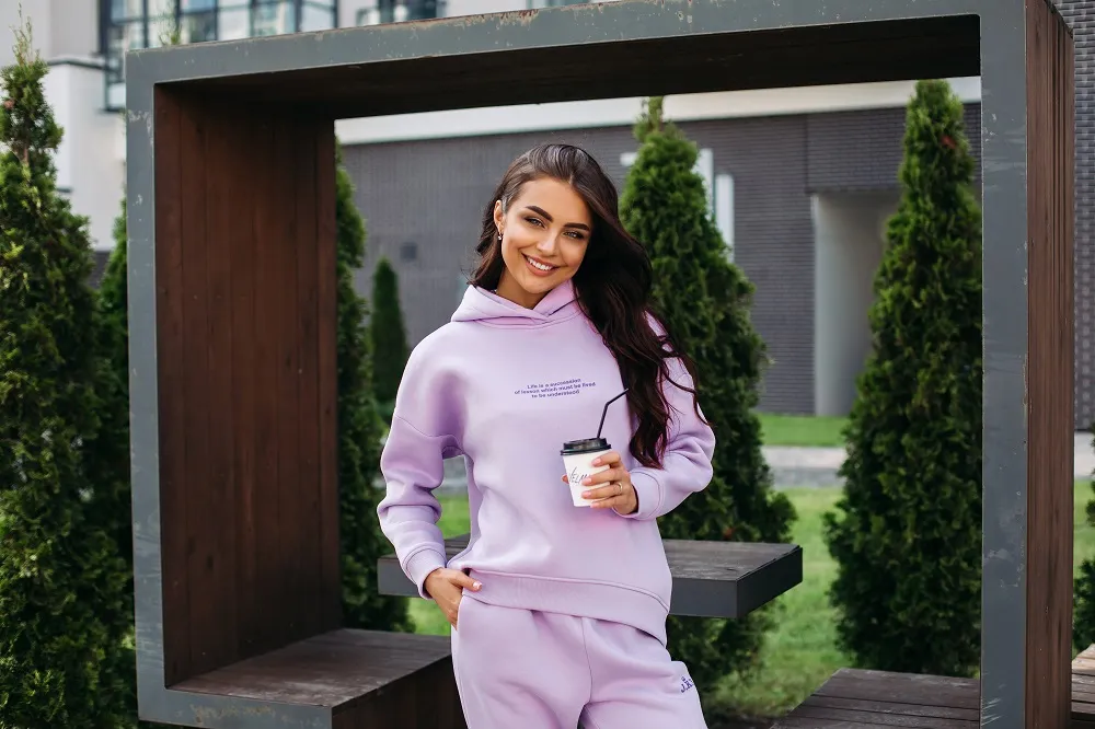 Dresy damskie – trendy na wiosnę 2023